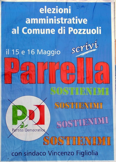 manifesto elettorale del candidato parrella, con numerose scritte policrome 'sostienimi'
